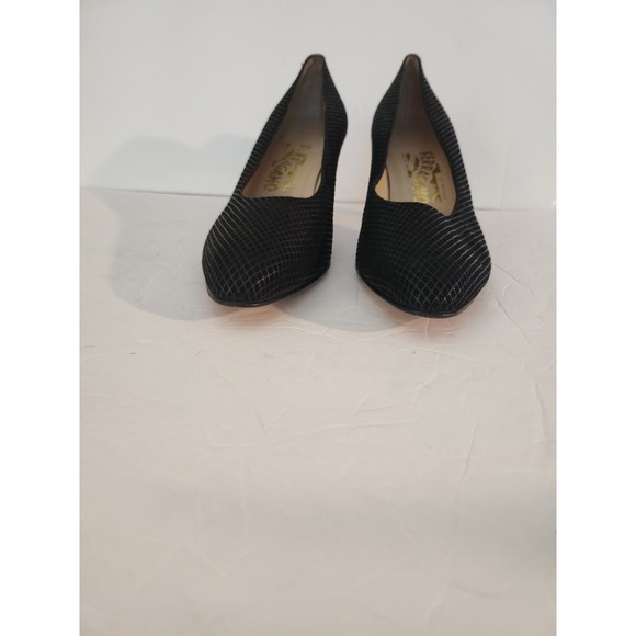 Salvatore Ferragamo Shoes - Classic Salvatore Ferragamo Black Textured Leather Pumps Kitten Heel Italy 9.5